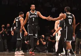 包含雄鹿不断突破！，莎拉波娃连续七场比赛得分超过爆冷观众掌声雷动的词条